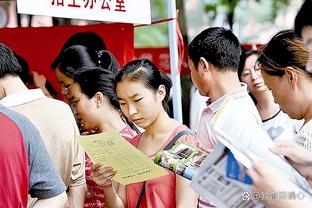 扬科维奇：中国是个超级大国，有在“一夜之间”解决大问题的能力